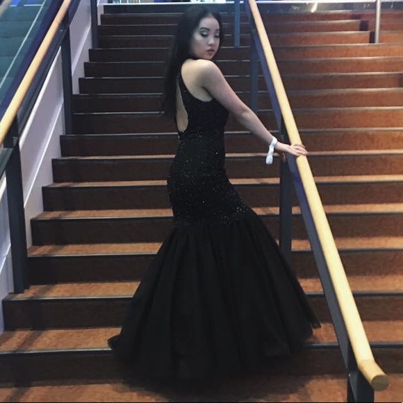 Dresses & Skirts - Mermaid black dress